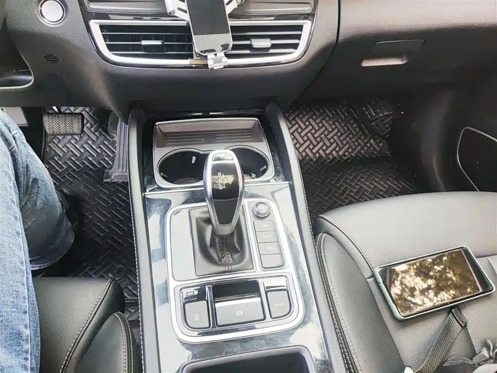 BYD Song MAX 2021 Upgrade 1.5T Automatic Premium Edition 6-Seater фото 14