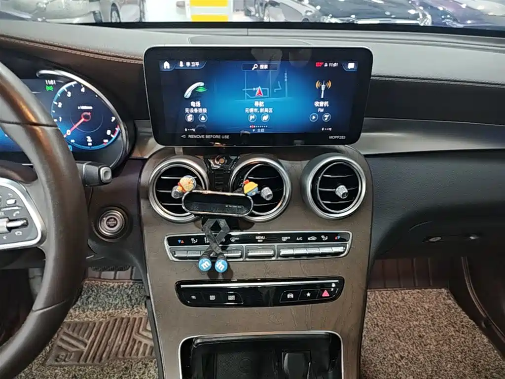 Mercedes-Benz GLC 2022 Facelift II GLC 260 L 4MATIC Luxury фото 9