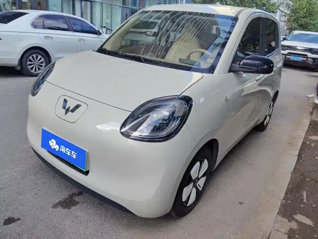 Wuling Hongguang MINI EV Четырёхдверный, Продвинутая, 4-е поколение