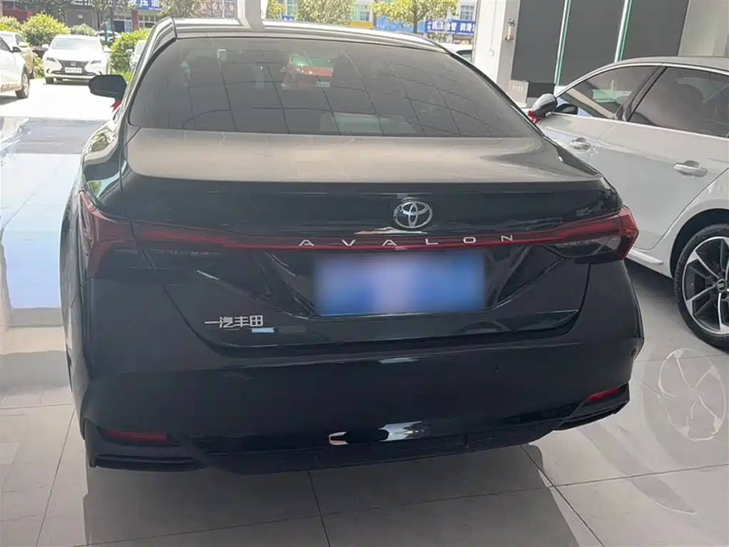 Toyota Avalon 2024 Model 2.0L Premium Selection Edition фото 10