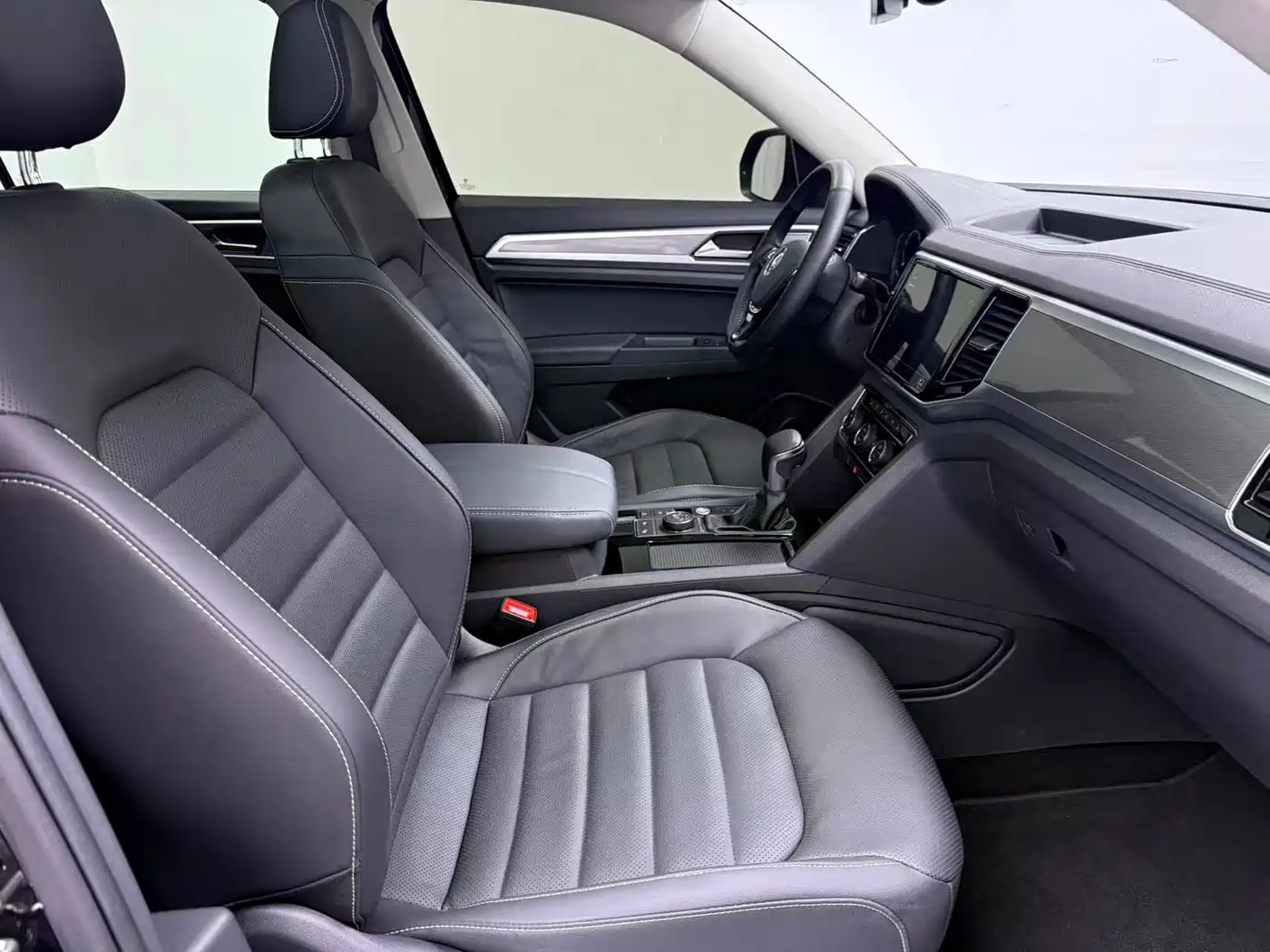 Volkswagen Teramont 2020 380TSI 4WD Luxury Edition China VI фото 11