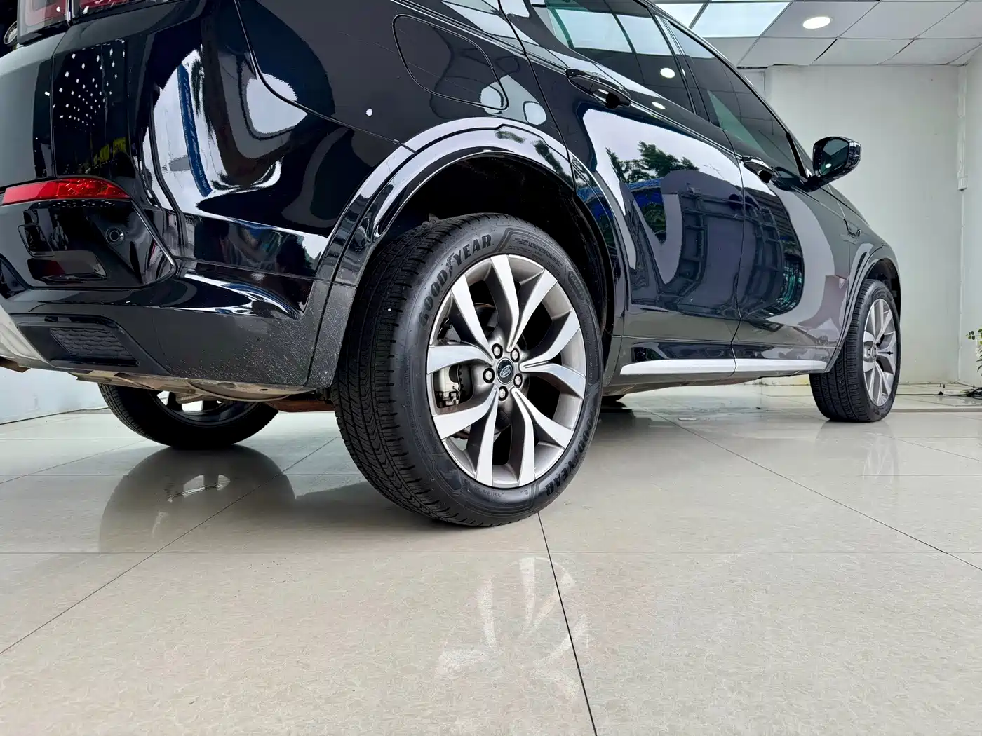 Land Rover Discovery Sport 2025 2025 249PS Performance Tech Edition