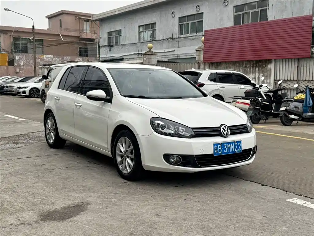 Volkswagen Golf 2012 1.4TSI Automatic Luxury фото 3
