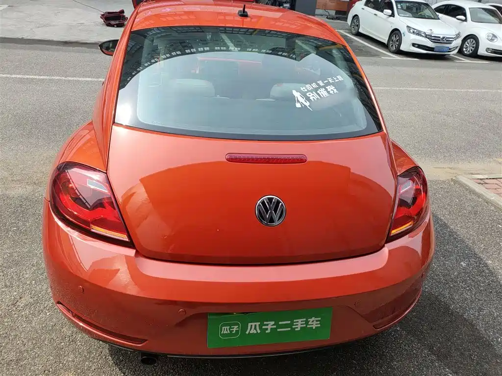 Volkswagen Beetle 2018 180TSI Easy Joy Edition фото 6