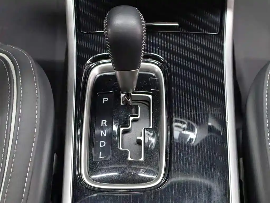 Mitsubishi Outlander 2021 2.4L 4WD Yaodong Edition 5-seater фото 15