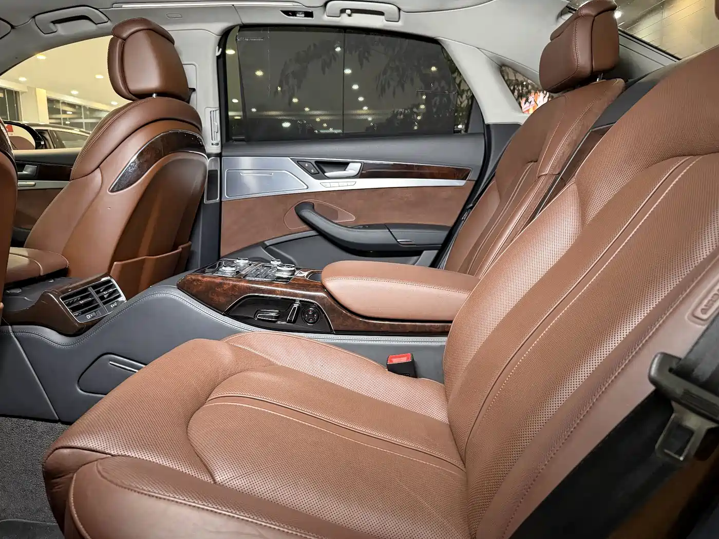 Audi A8 2014 A8L 45 TFSI quattro Luxury фото 13