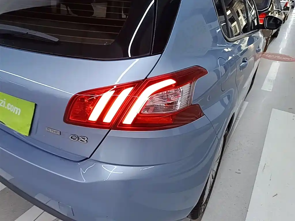 Peugeot 308S 2015 1.2T Auto Elegance Edition фото 8