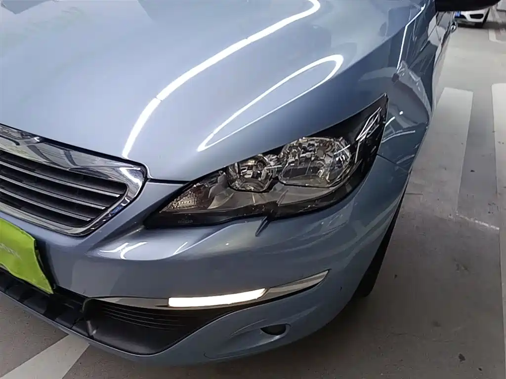 Peugeot 308S 2015 1.2T Auto Elegance Edition фото 24