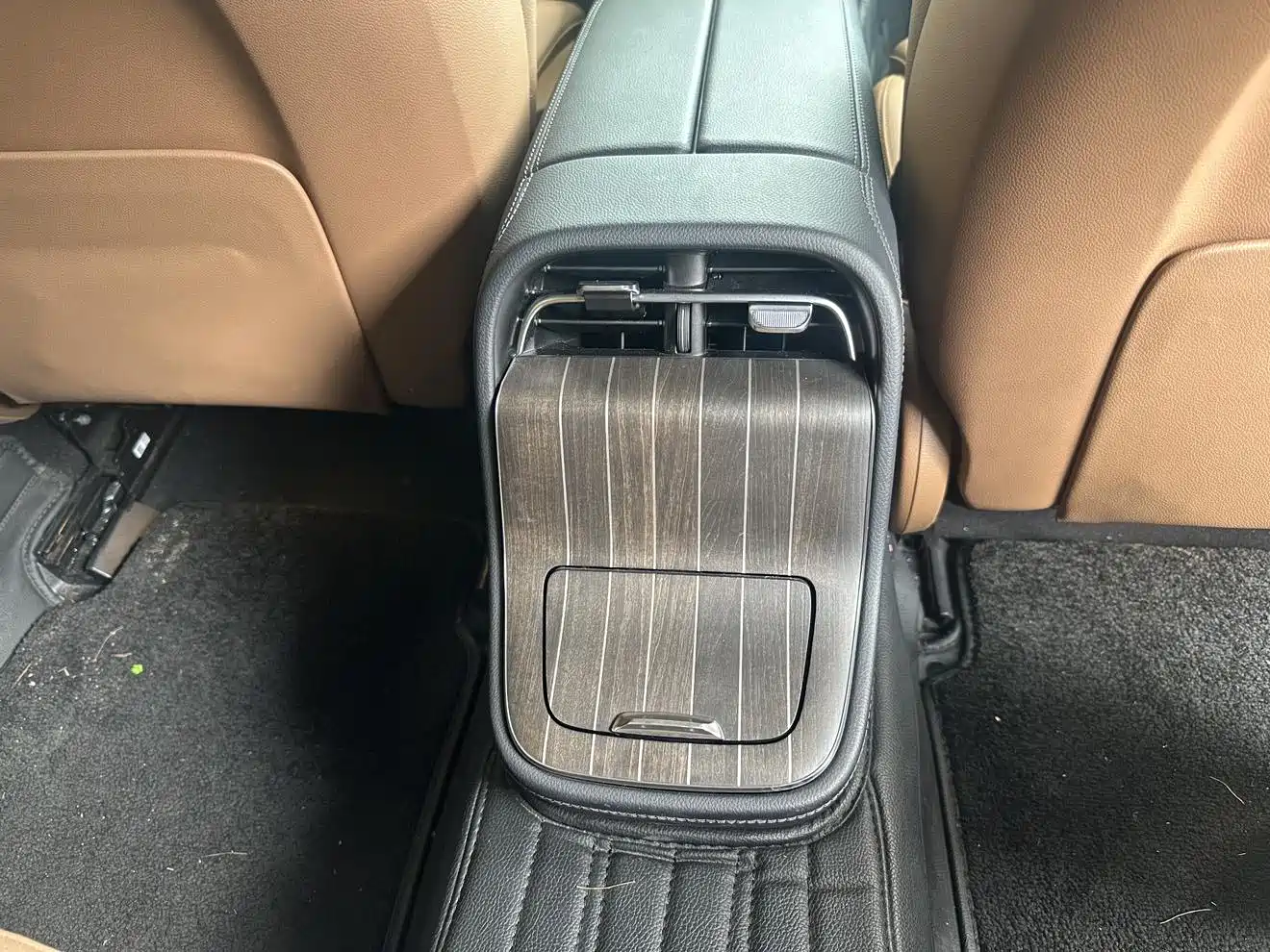 Mercedes-Benz E-Class 2024 E 300 L Premium фото 11