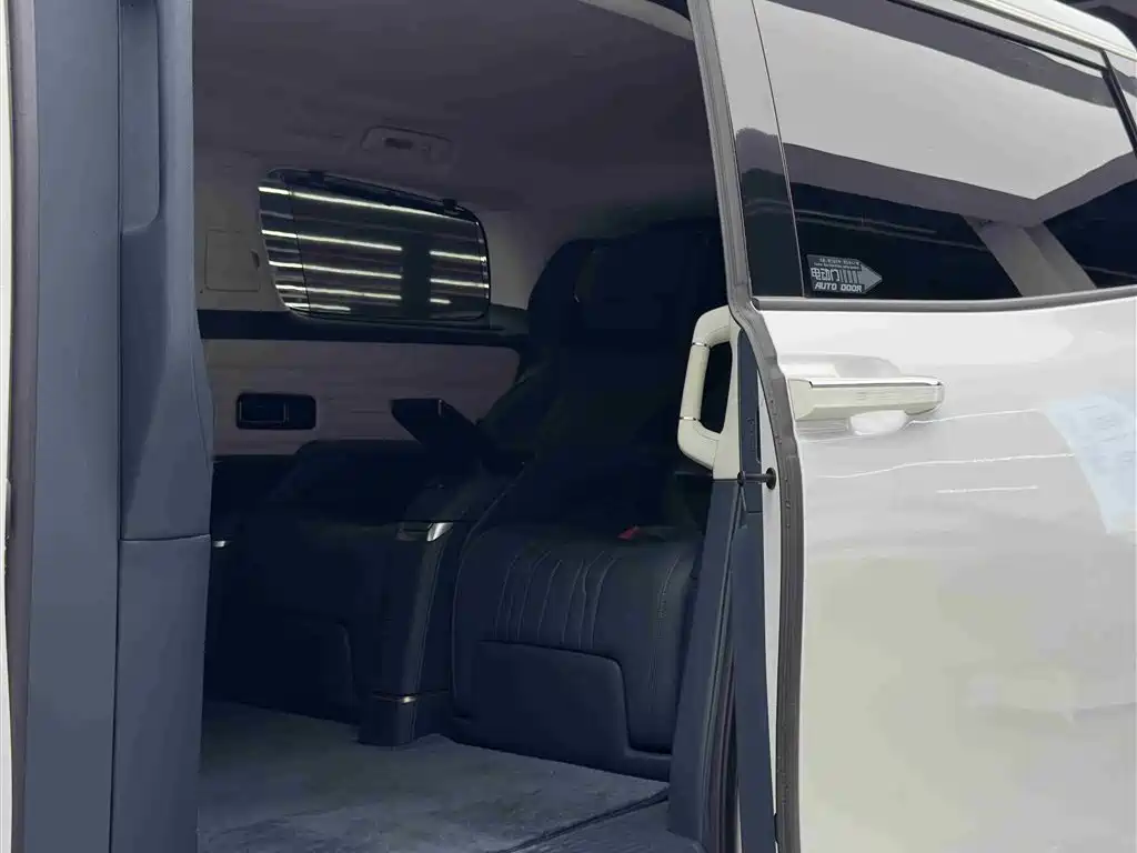 Buick Century 2023 2.0T 4-Seat Private Edition фото 7
