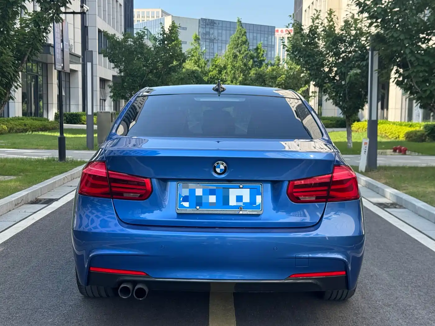 BMW 3 Series 2017 330i M Sport фото 30