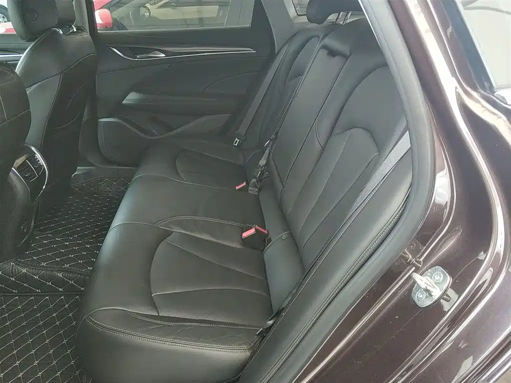 Buick LaCrosse 2018 Model 20T Elite Edition фото 13