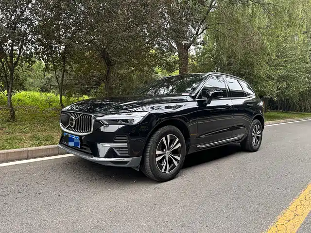 Volvo XC60 2024 B5 AWD Zhiyi Luxury Edition
