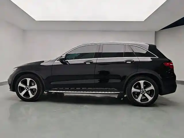 Mercedes-Benz GLC 2018 GLC 260 4MATIC Luxury фото 15