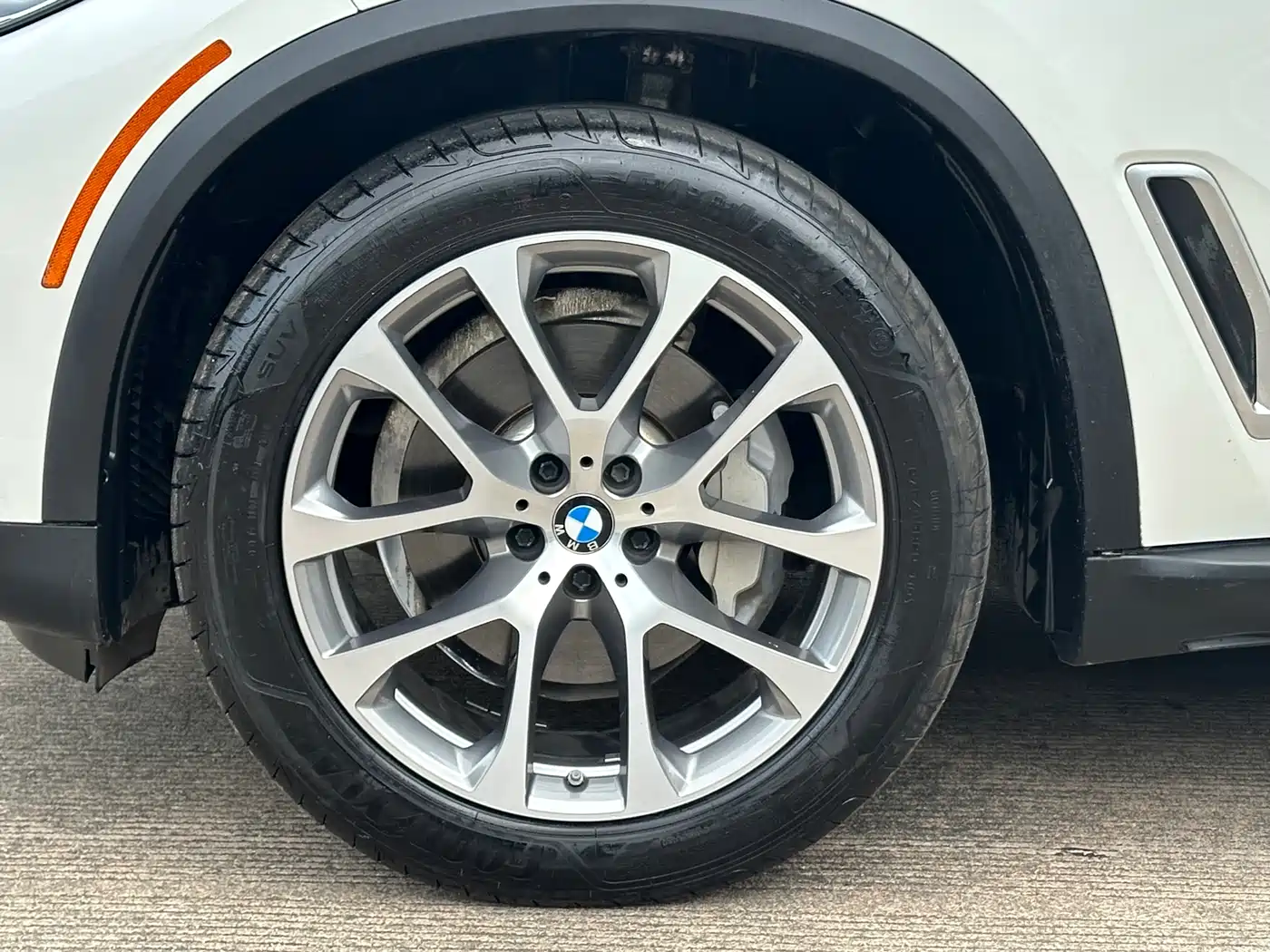 BMW X5 (Import) 2020 xDrive40i M Sport Package фото 17