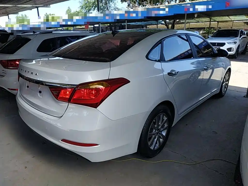 Hyundai Mistra 2014 1.8L Auto Smart GLS фото 7