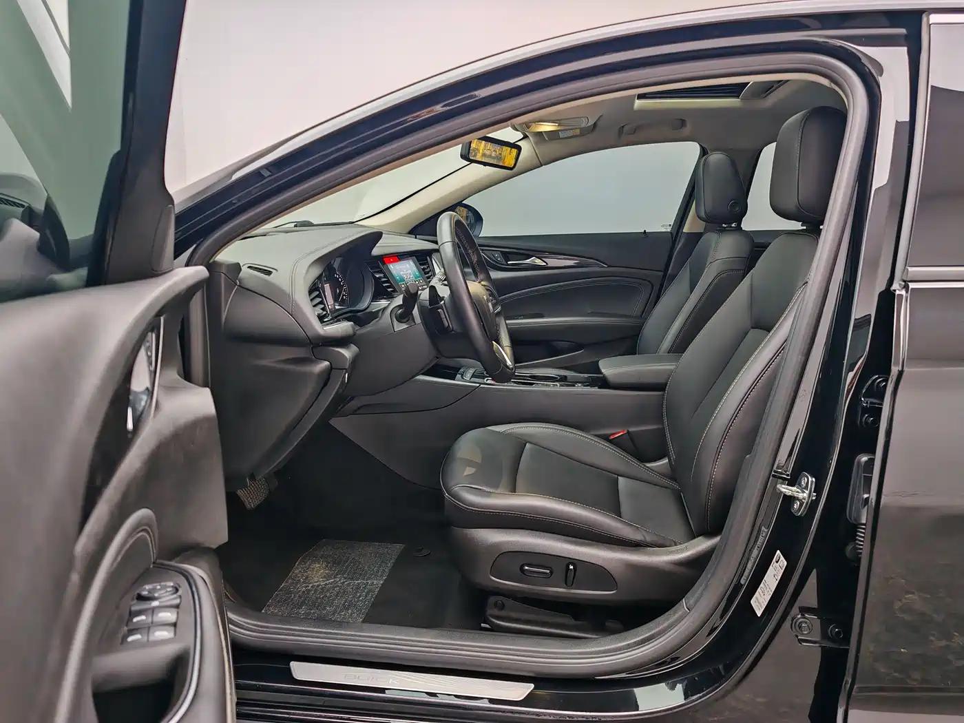 Buick Regal 2024 2023 552T Smart Enjoyment
