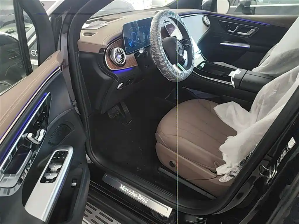 Mercedes-Benz EQE SUV 2024 500 4MATIC Luxury Edition фото 16