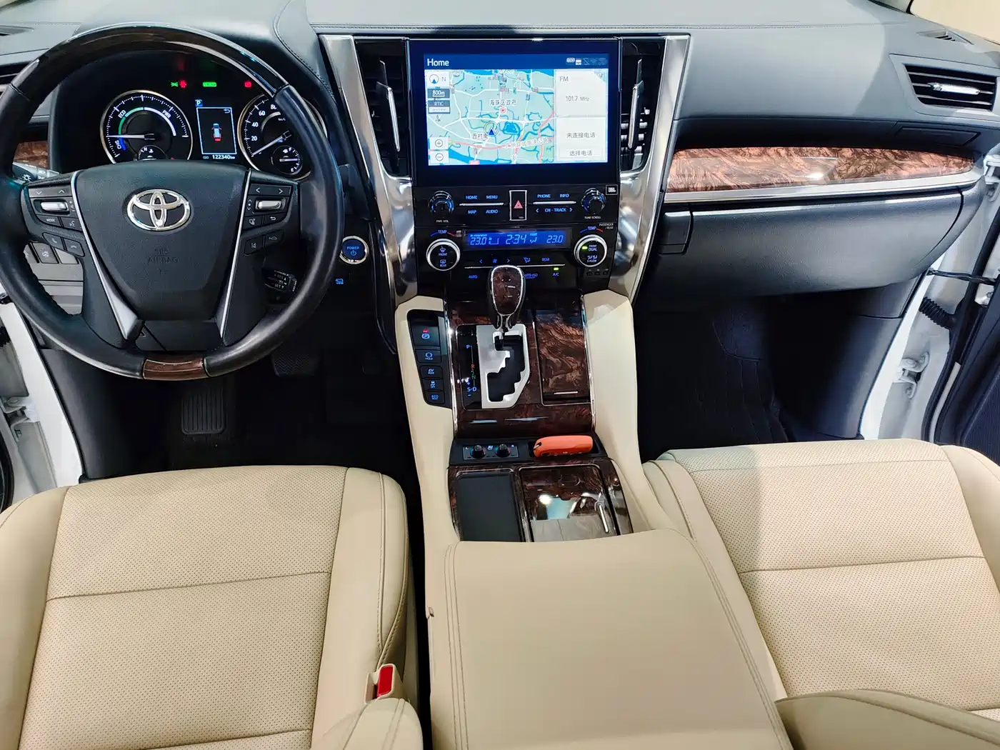 Toyota Alphard 2020 Hybrid 2.5L Luxury Edition фото 8