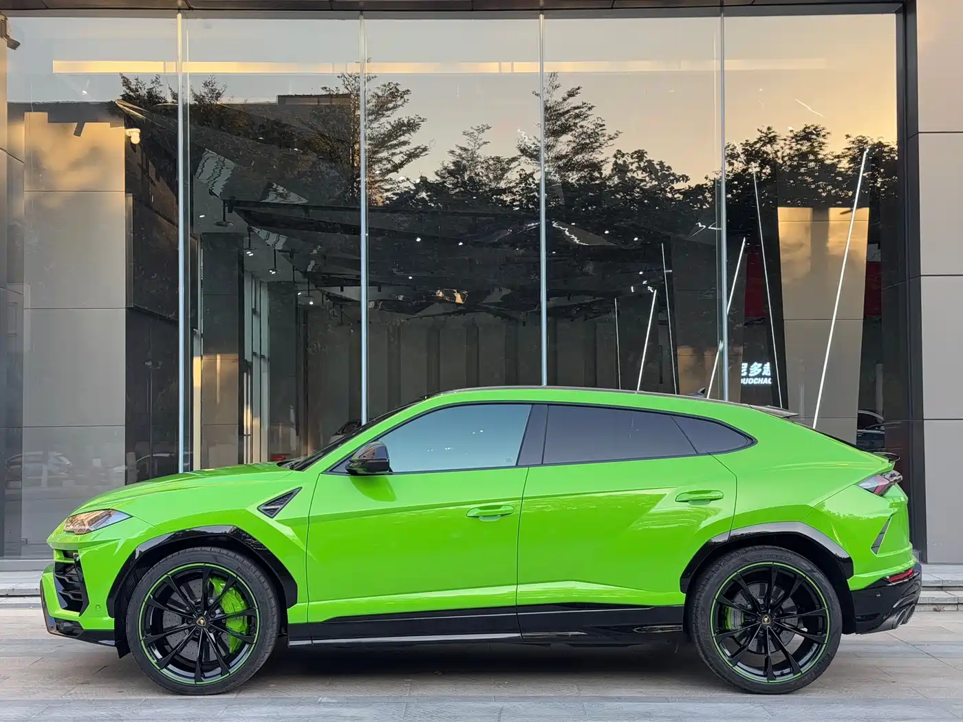 Lamborghini Urus 2021 4.0T V8 фото 3