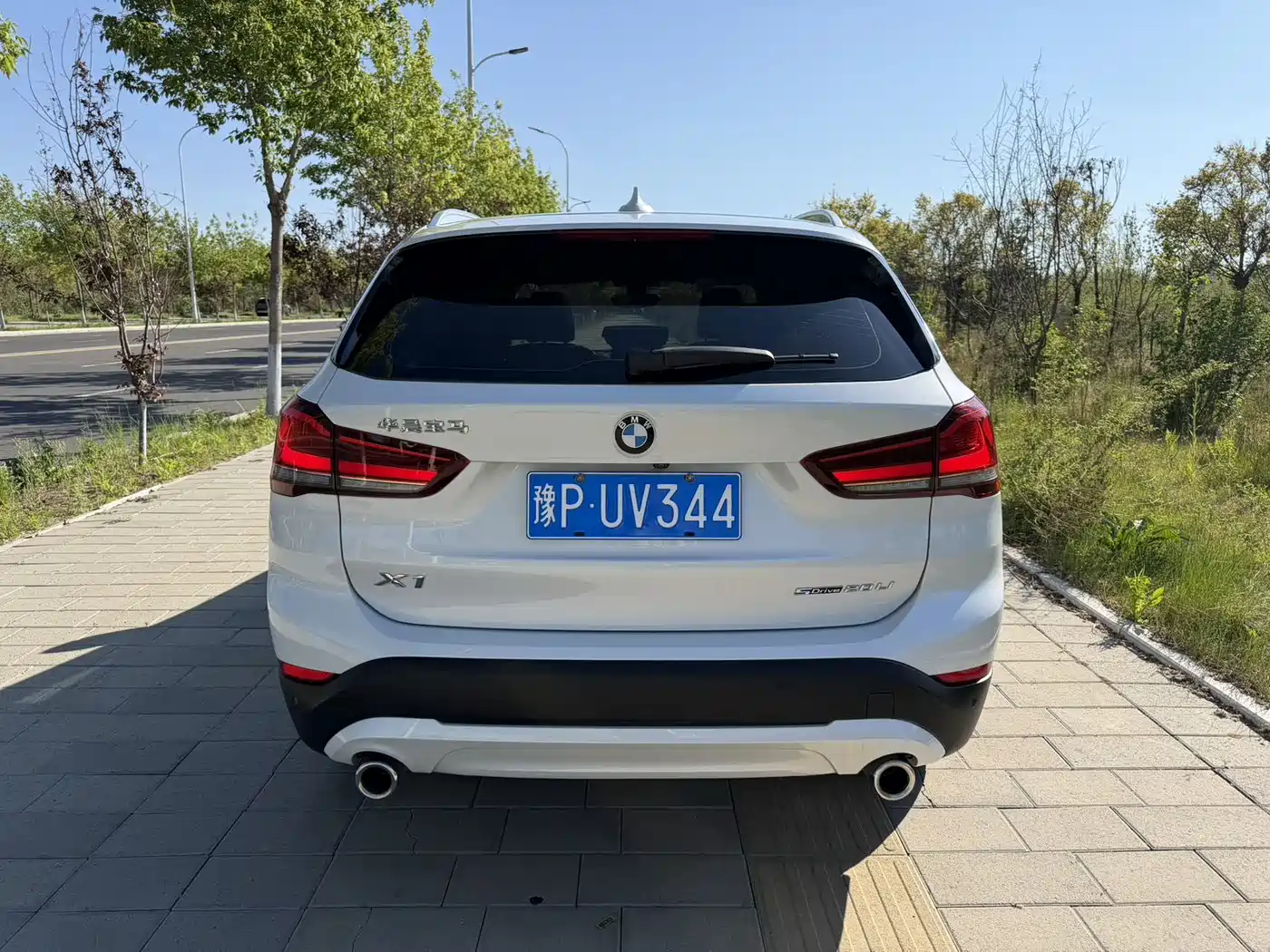 BMW X1 2022 sDrive20Li Fashion фото 7