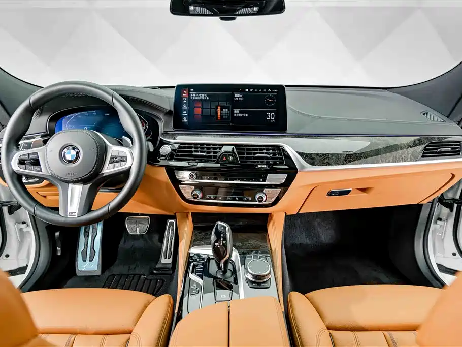 BMW 6 Series GT 2022 Model 630i M Sport Package фото 13
