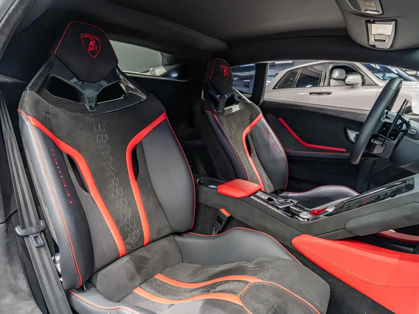 Фото 6 - Lamborghini Huracán