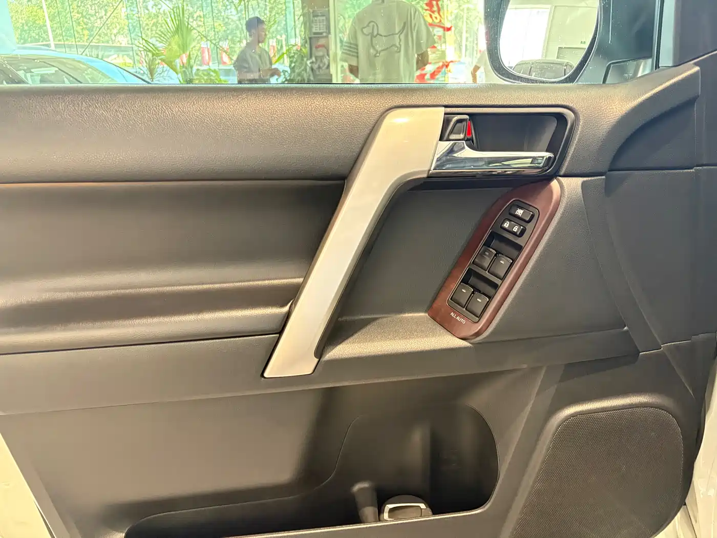 Toyota Prado 2016 3.5L Auto TX-L NAVI фото 6