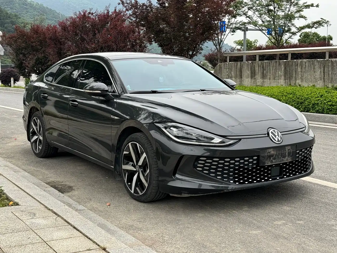 Volkswagen Lamando 2022 Lamando L 280TSI DSG Cool Edition фото 3