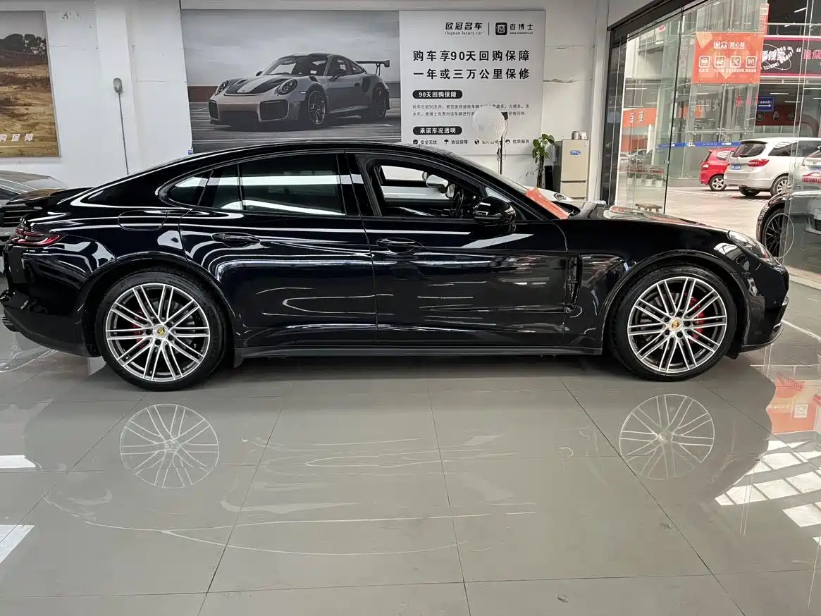 Porsche Panamera 2017 Panamera 3.0T фото 15