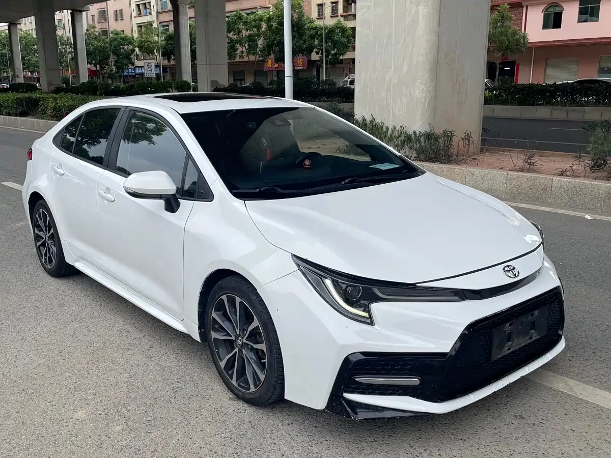 Toyota Levin 2022 185T CVT Sport Edition фото 3