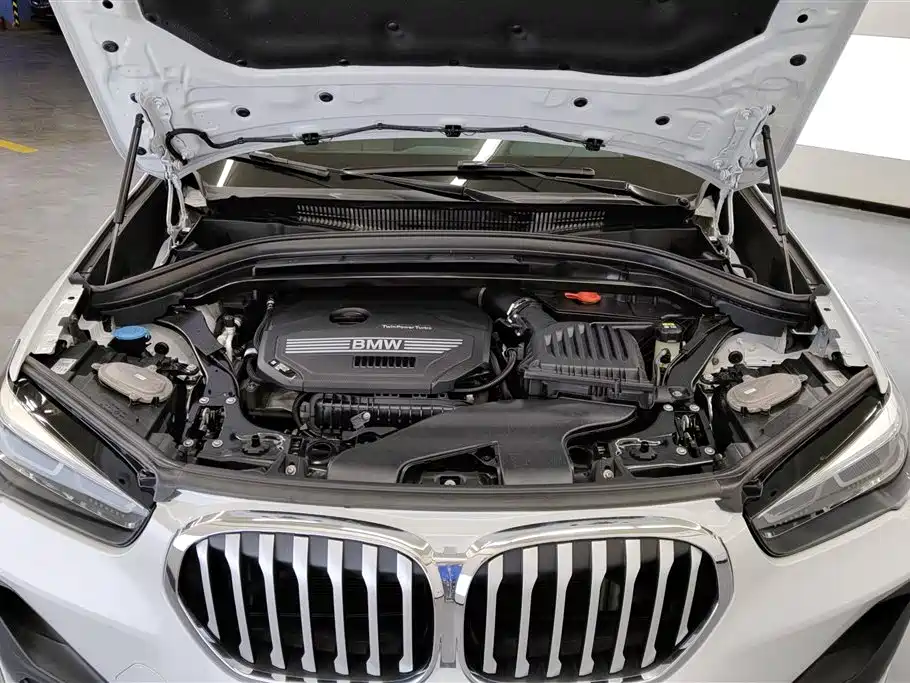 BMW X1 2021 sDrive20Li Fashion фото 10
