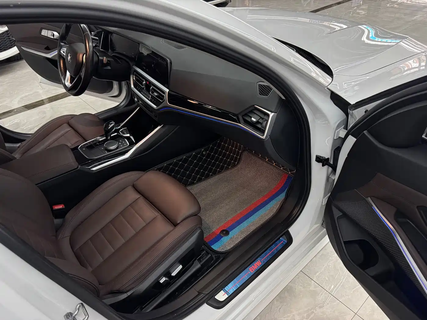 BMW 3 Series 2020 325Li Launch Edition фото 16