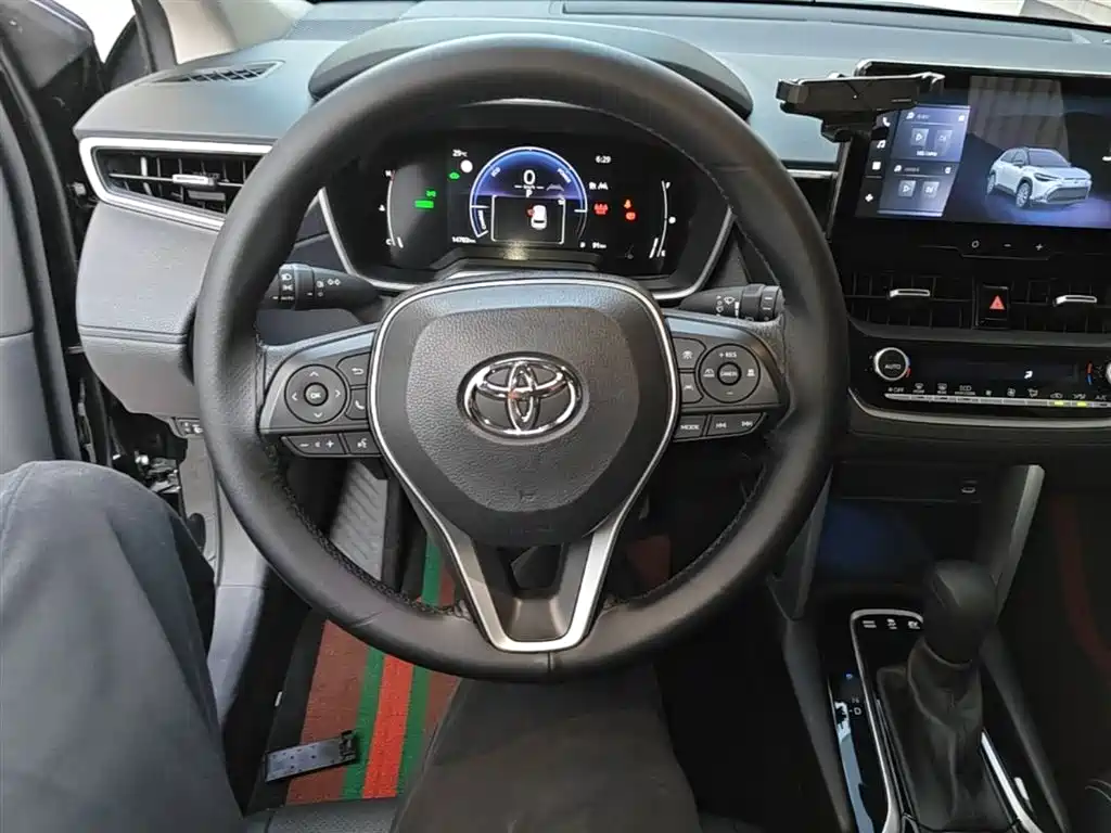 Toyota Frontlander 2023 2.0L Smart Hybrid Dual Engine Luxury Edition фото 11