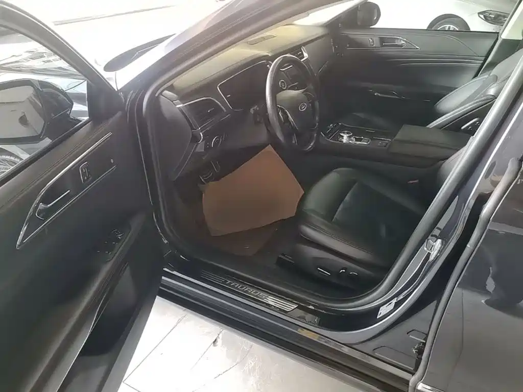 Ford Taurus 2020 2019 EcoBoost 245 Premium Edition