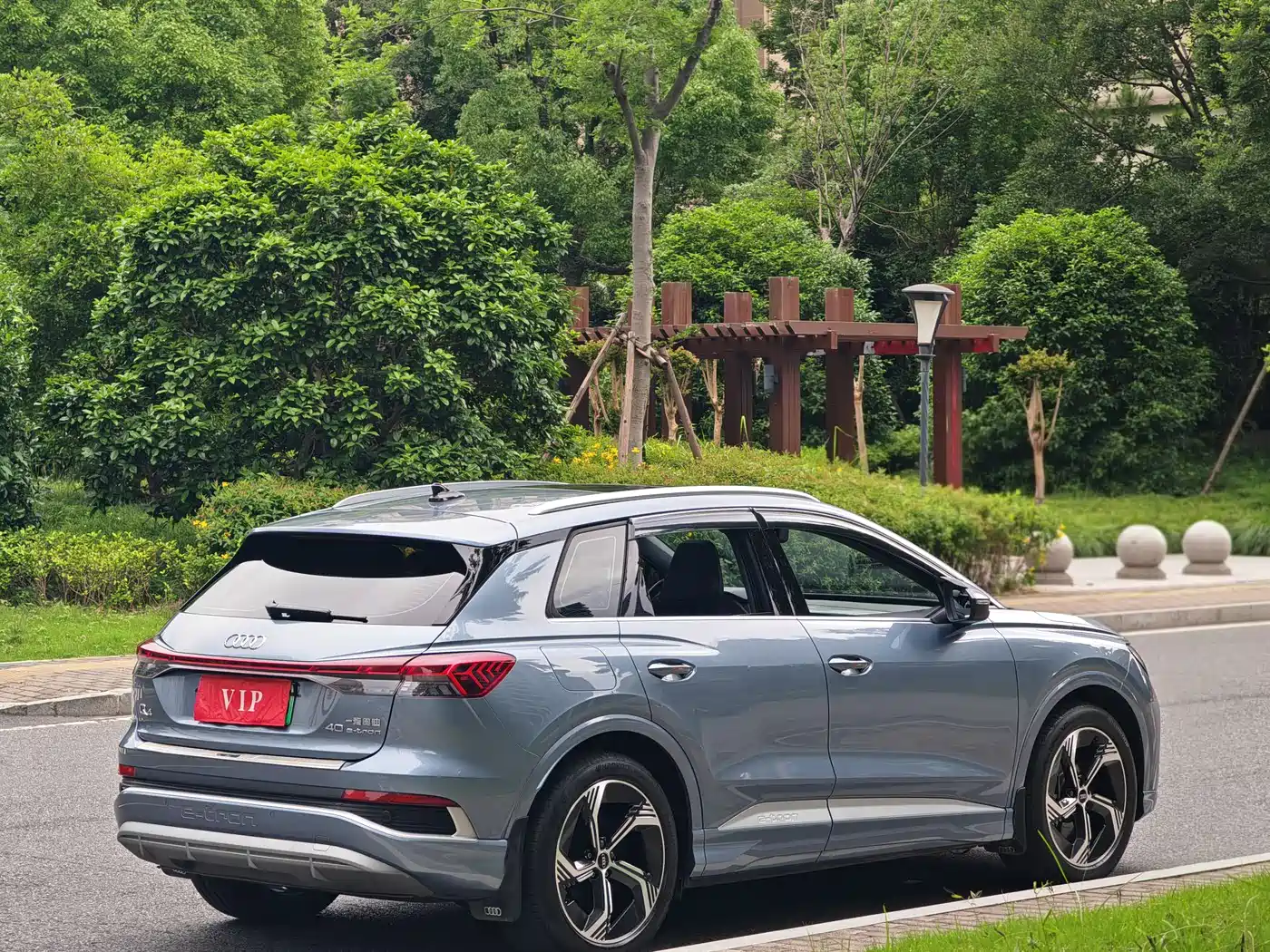 Audi Q4 e-tron 2024 40 e-tron Creation Edition фото 7