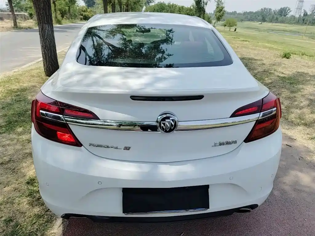 Buick Regal 2015 1.6T Leading Tech Edition фото 6