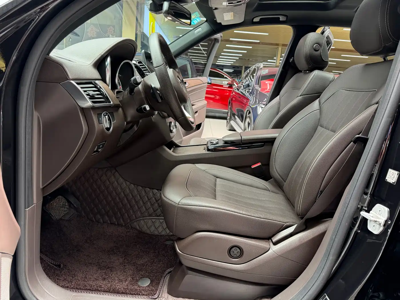 Mercedes-Benz GLE 2017 GLE 320 4MATIC Dynamic фото 11