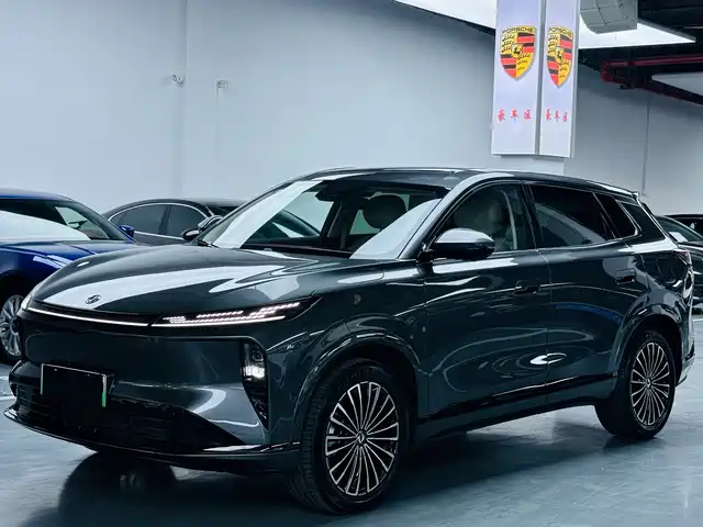  Dongfeng Aeolus Dongfeng Aeolus L8 2025 Plug-in Hybrid
