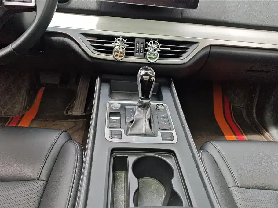 BYD Tang 2018 2.0T Auto Smart Connect Luxury 5-seater China V фото 16