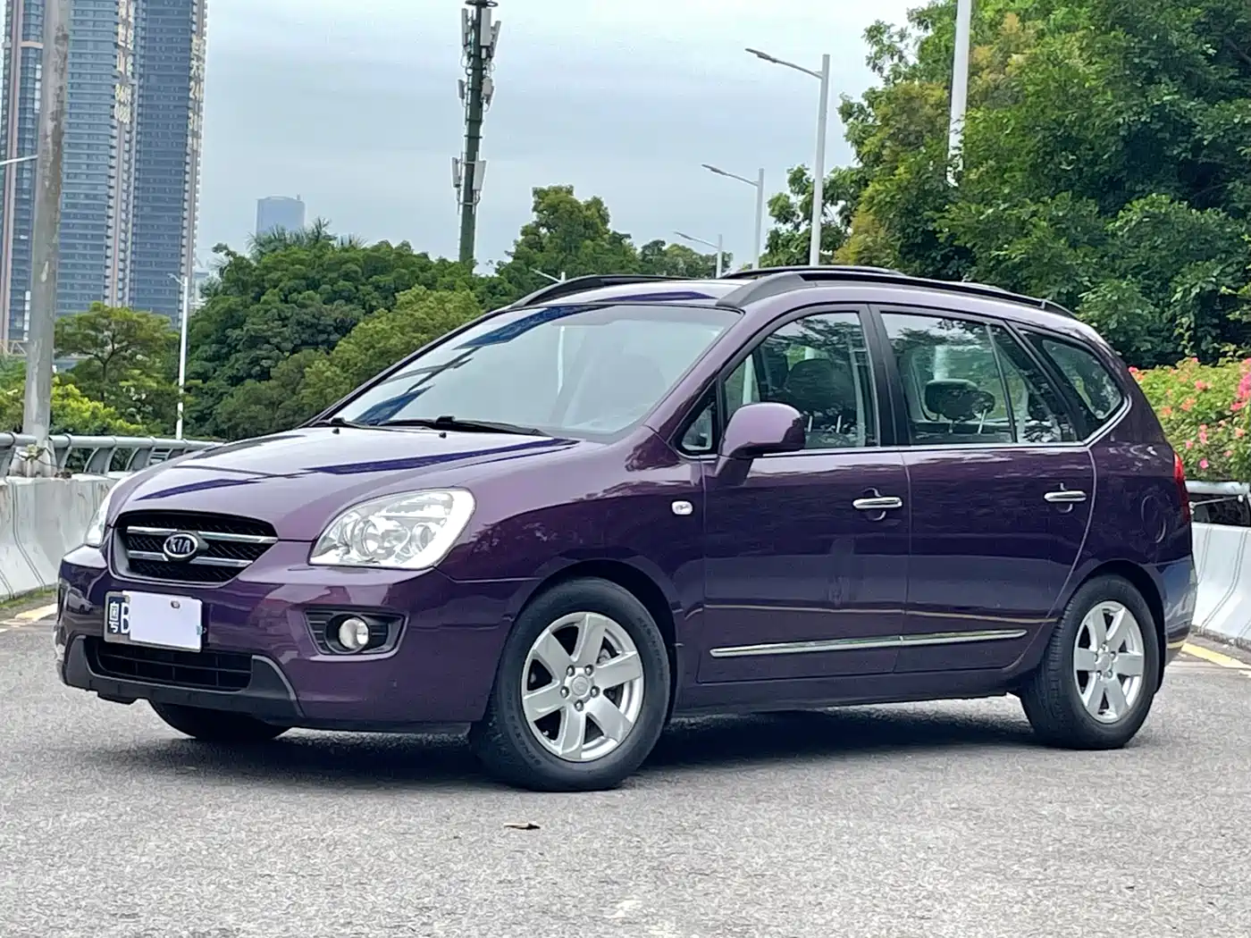 Kia Carens 2007 2.0L 7-seater Luxury