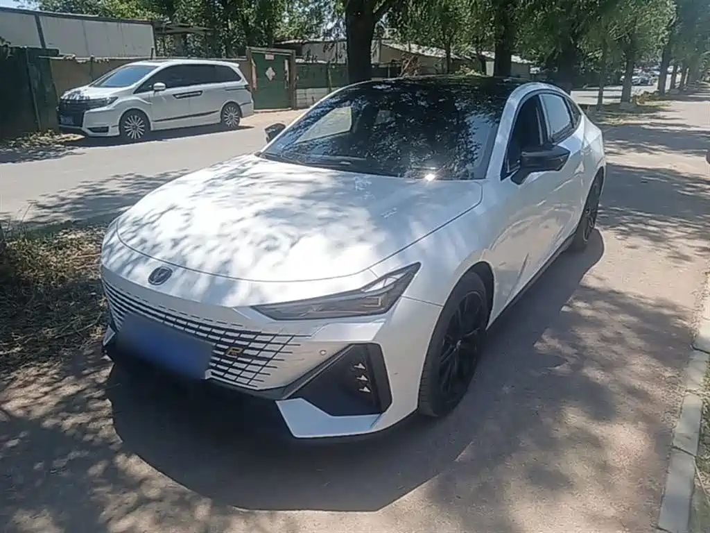 CHANGAN UNI-V