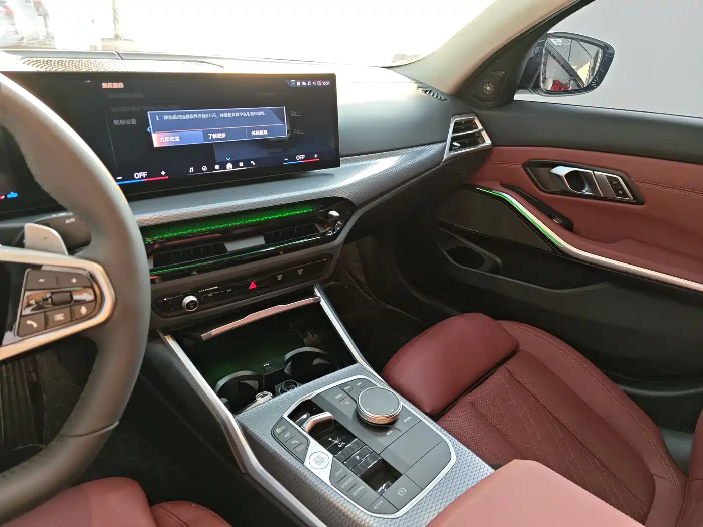 BMW 3 Series 2025 330Li M Sport Night Edition фото 7