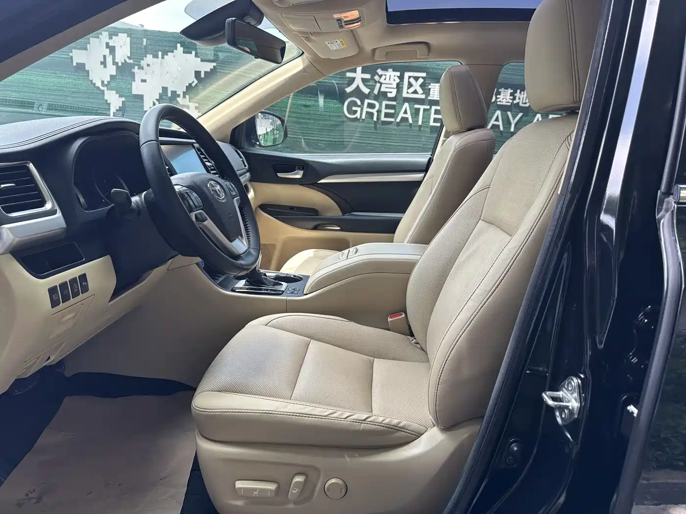 Toyota Highlander 2018 2.0T 4WD Premium 7-seater China VI фото 9