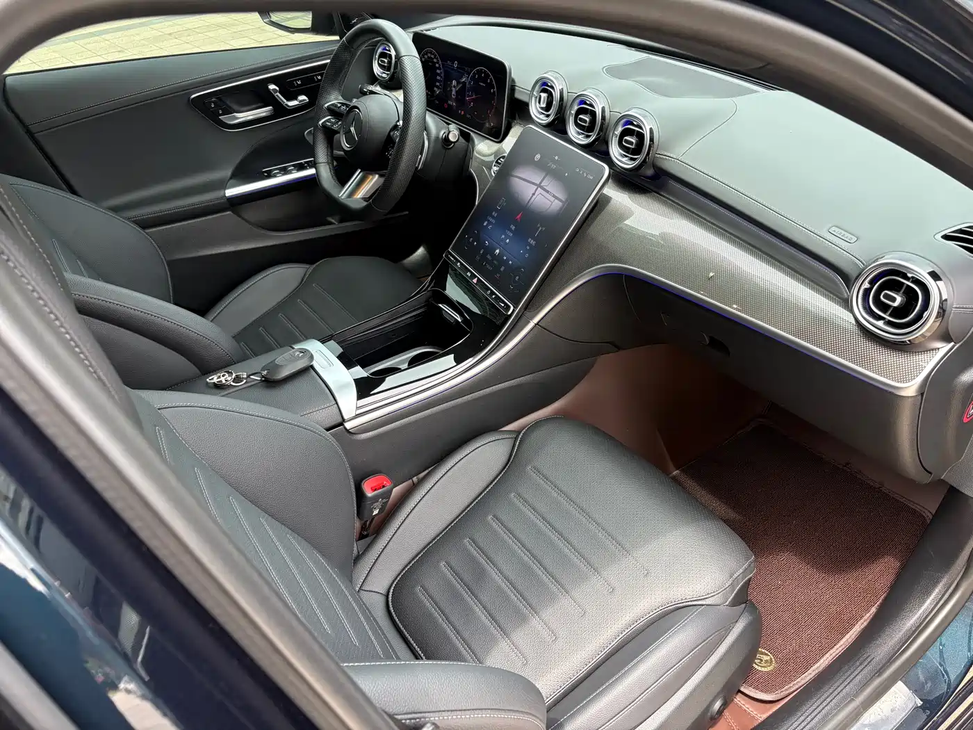 Mercedes-Benz C-Class 2024 C 260 L Night Edition Sport фото 8