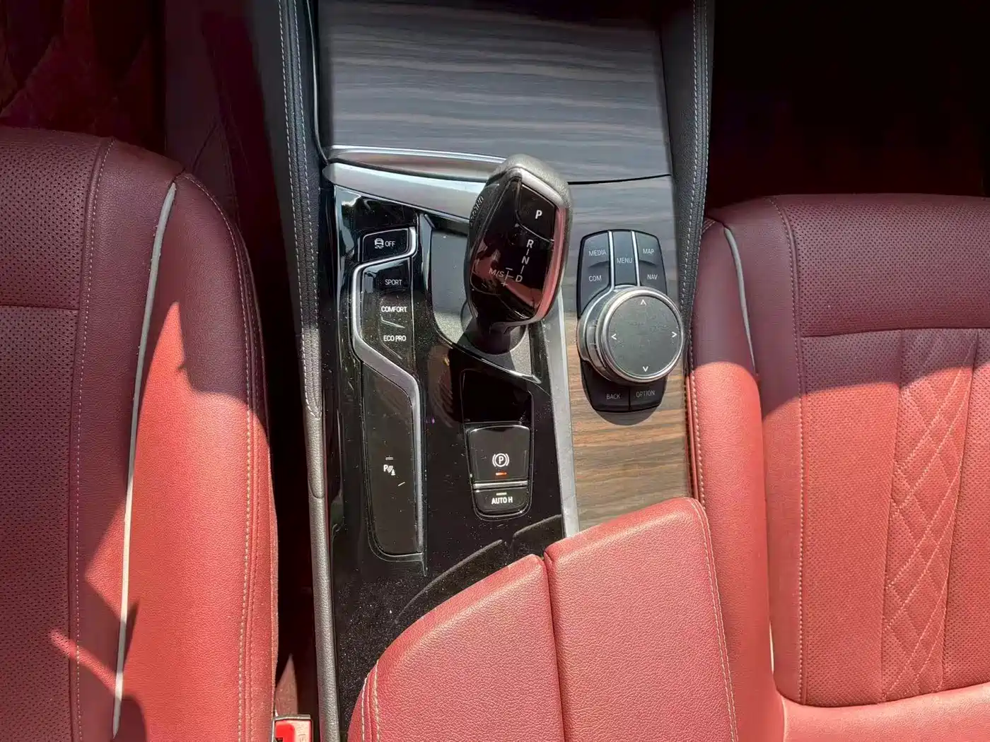 BMW 5 Series 2023 530Li Leading Luxury Package фото 6