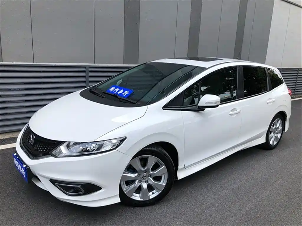 Honda Jade 2014 1.8L Automatic Comfort Elite 5-seater