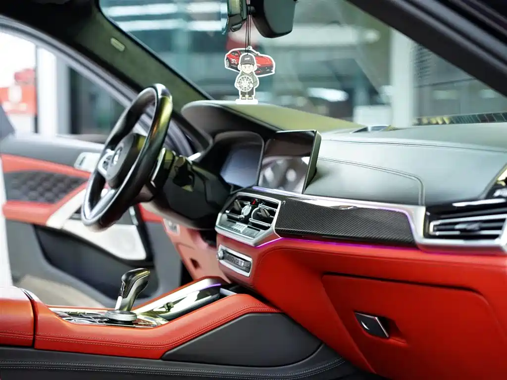 BMW X6 M 2022 X6 M фото 44