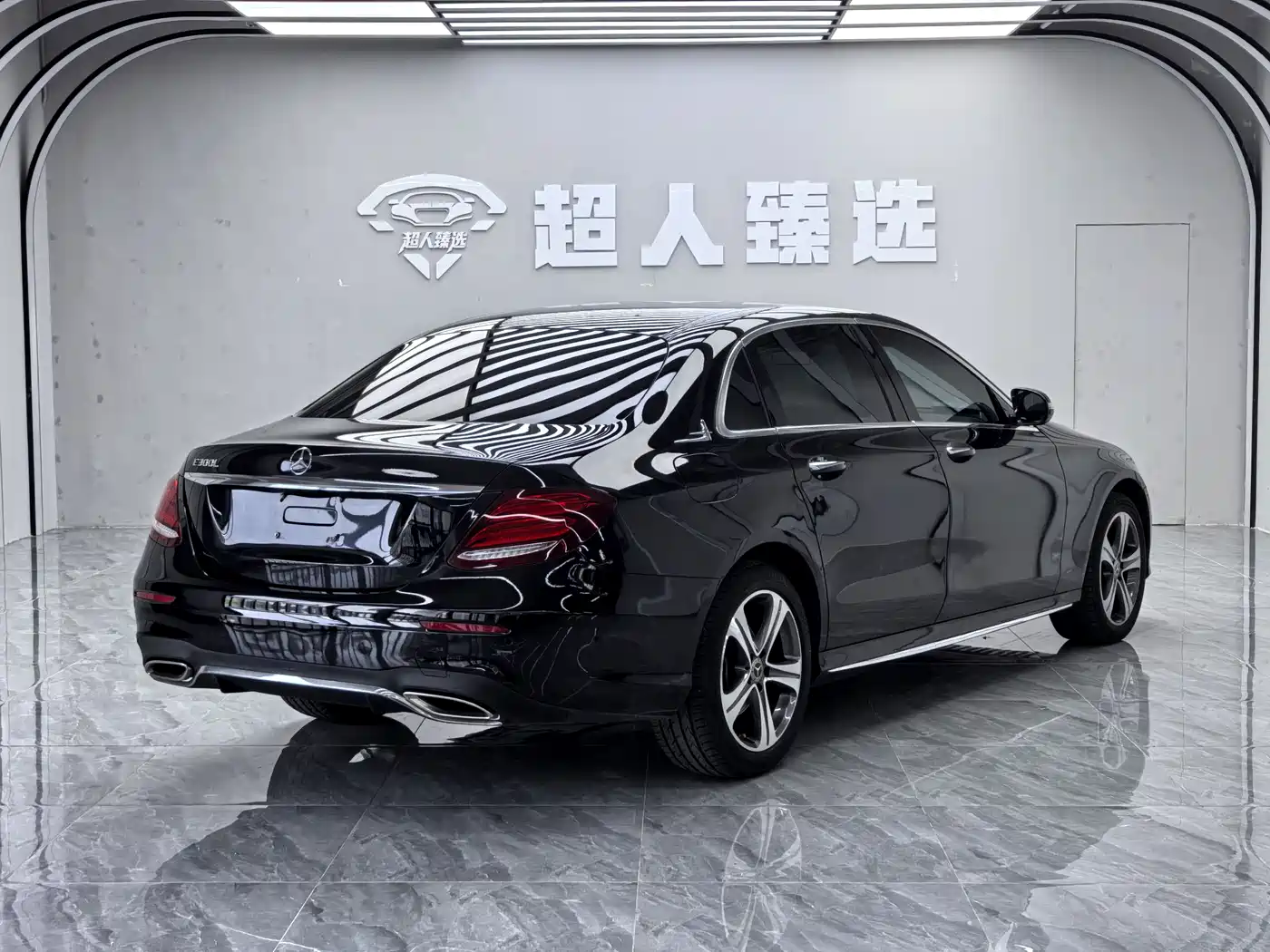 Mercedes-Benz E-Class 2016 E 200 L Sport Type фото 15