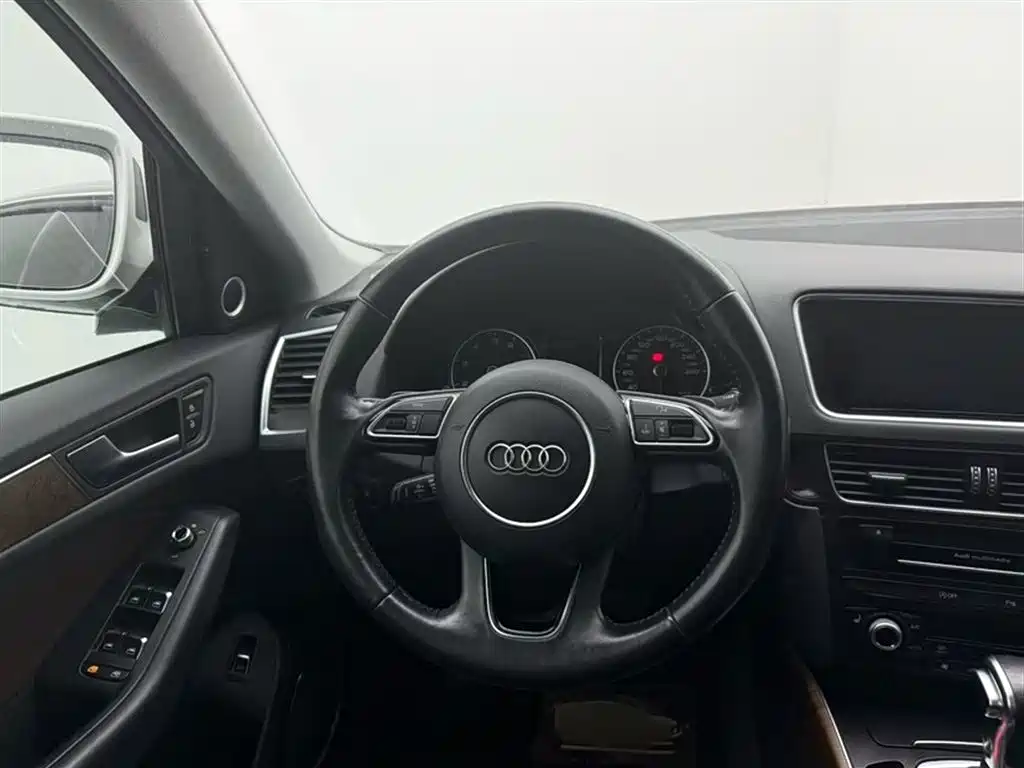 Audi Q5 2017 40 TFSI Comfort фото 5